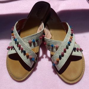 Toms Viv Sandal- Natural Hemp Pom Poms